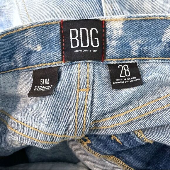BDG Urban Outfitters Slim‎ Straight Acid Wash Mid Rise Cotton Jeans, Size 28 - Picture 4 of 6